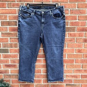 Silver Plus Size 20 Suki Capri Stretch Jeans L23.5